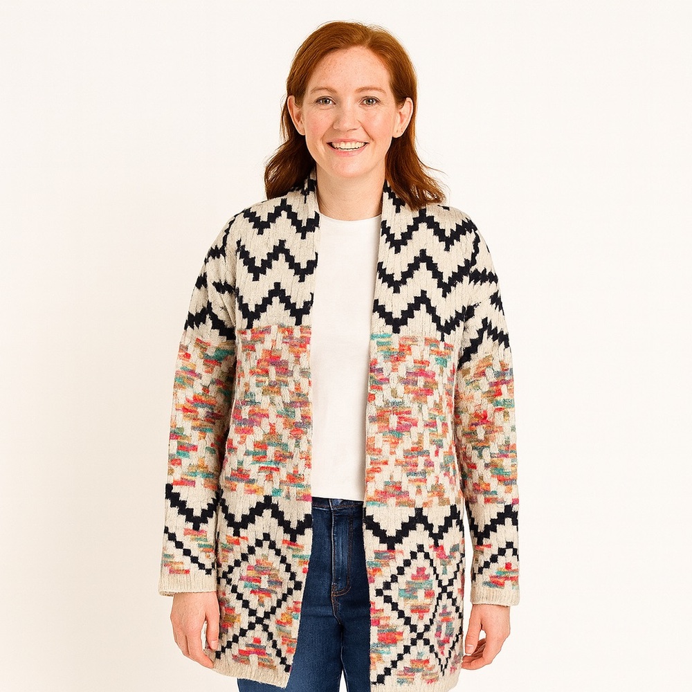 Debut long cardigan sweater in Aztec print acrylic/poly blend. size M E5